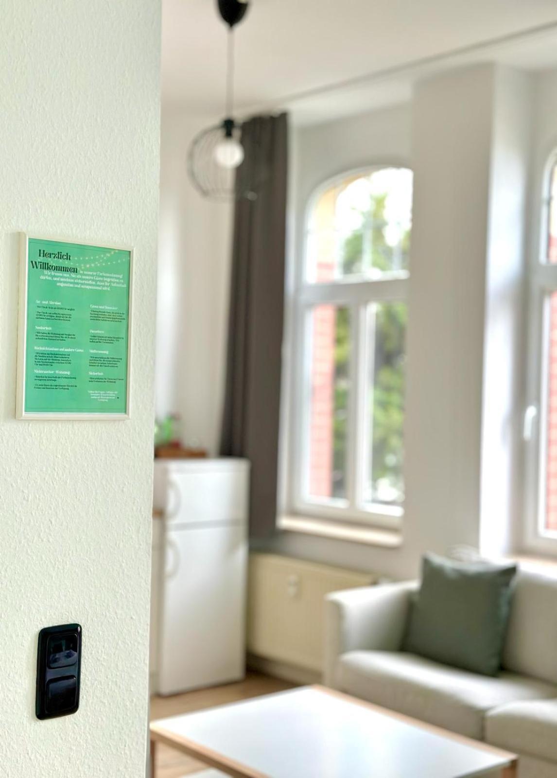Raha Apartments - Charmantes Studio-Apartment - Hbf - Gratis Parkplatz แอร์ฟวร์ท ภายนอก รูปภาพ